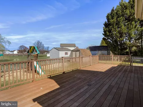 81 Viceroy Dr, Falling Waters, WV 25419 photo 36