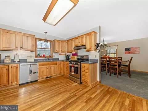 Kitchen - 215 Regal Dr, Falling Waters, WV 25419 photo 3 of 5