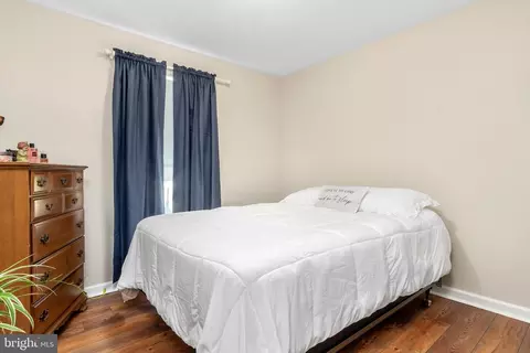 Bedroom - 59 Violet Ln, Falling Waters, WV 25419 photo 2 of 2