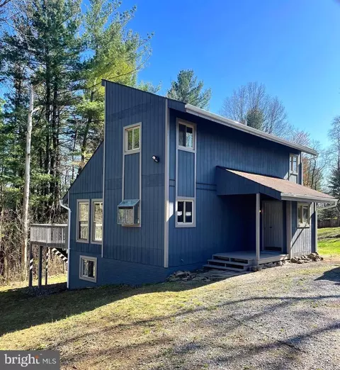 58 Solarwood Ct, Gerrardstown, WV 25420