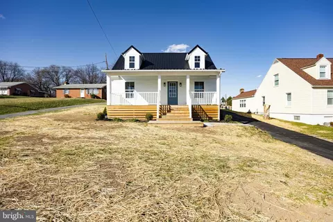1431 Shepherdstown Rd, Martinsburg, WV 25404