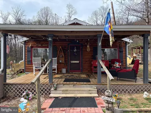 383 Rams Ln, Martinsburg, WV 25403