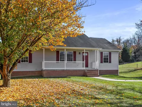 243 Violet Ln, Falling Waters, WV 25419 photo 3