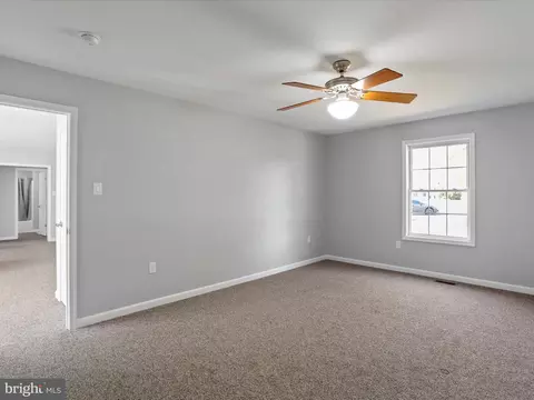 243 Violet Ln, Falling Waters, WV 25419 photo 16