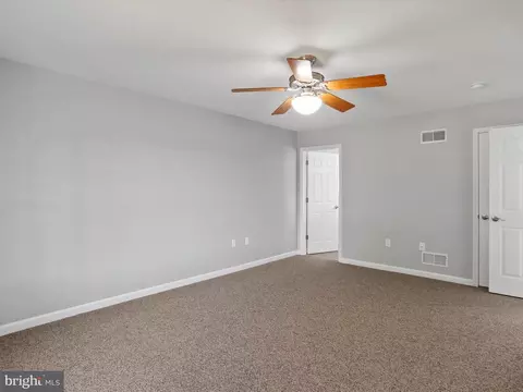 243 Violet Ln, Falling Waters, WV 25419 photo 15
