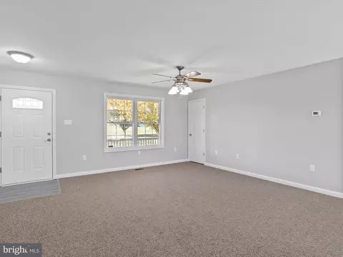 243 Violet Ln, Falling Waters, WV 25419 photo 7