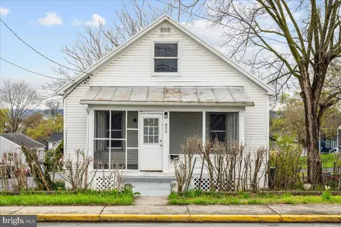 800 N High, Martinsburg, WV 25404