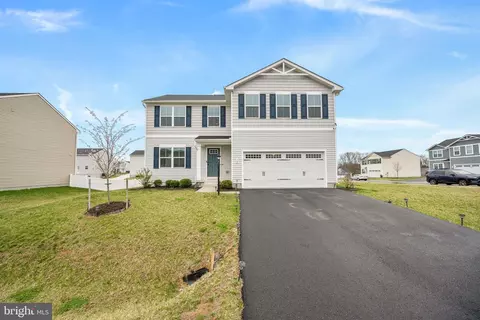 14 Stocking Pond Rd, Inwood, WV 25428