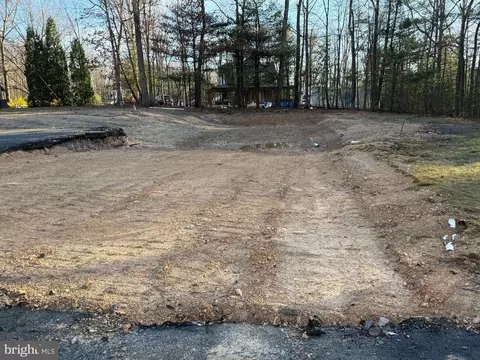 176 Getaway Rd, Hedgesville, WV 25427