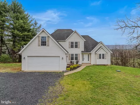 4174 Back Creek Valley Rd, Hedgesville, WV 25427
