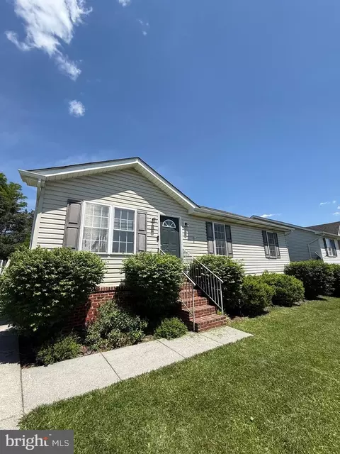 530 Ford Cir, Inwood, WV 25428