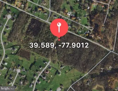 2112 Grade Rd, Falling Waters, WV 25419