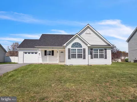 119 Bronte Ave, Inwood, WV 25428