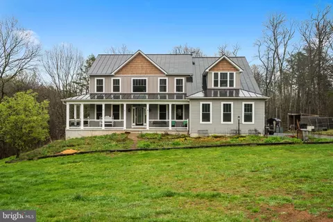 173 Puffball Rd, Hedgesville, WV 25427