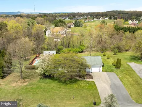 90 Cassie Dr, Falling Waters, WV 25419 photo 43
