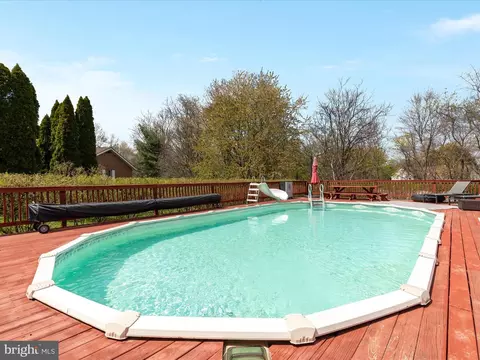 90 Cassie Dr, Falling Waters, WV 25419 photo 31