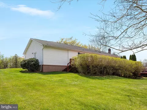 90 Cassie Dr, Falling Waters, WV 25419 photo 49