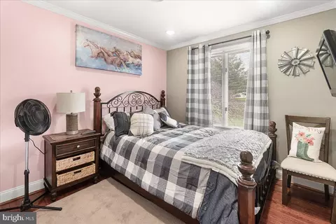 Bedroom - 54 Dove Ln, Falling Waters, WV 25419 photo 3 of 3