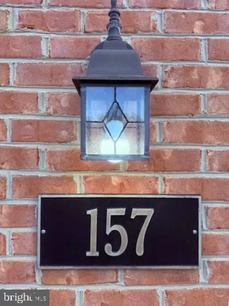 157 Abino Hills Way W, Martinsburg, WV 25403