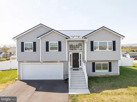 303 Alcott Ave, Inwood, WV 25428