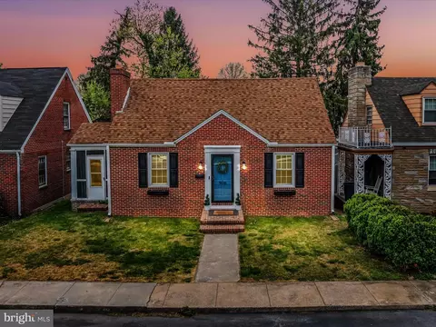 906 W Burke St, Martinsburg, WV 25401
