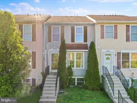 156 Lee St, Martinsburg, WV 25404