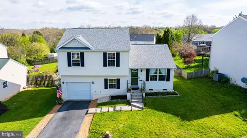 55 Mercedes Dr, Martinsburg, WV 25404