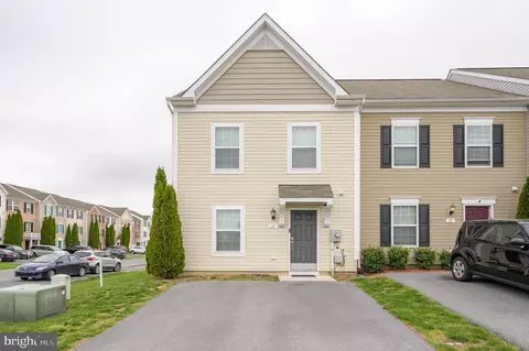 11 Teakwood Dr, Martinsburg, WV 25404