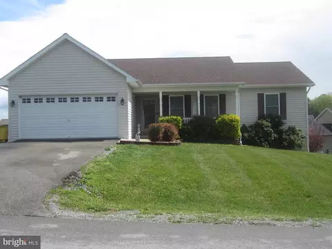 162 Spyglass Dr, Martinsburg, WV 25403