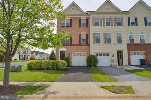 201 Lewisburg Ln, Martinsburg, WV 25403