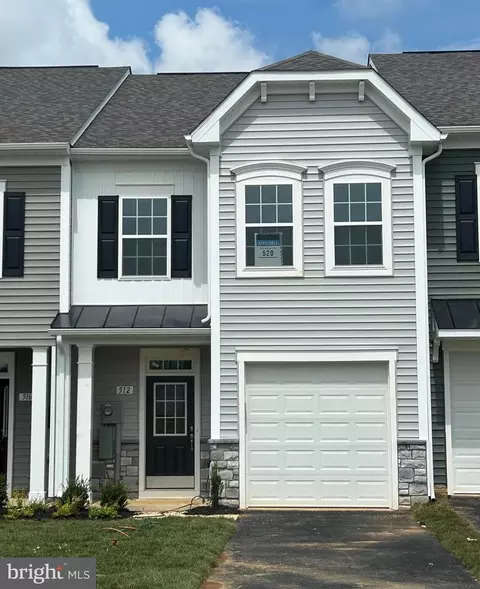 512 Tracy Way, Martinsburg, WV 25403