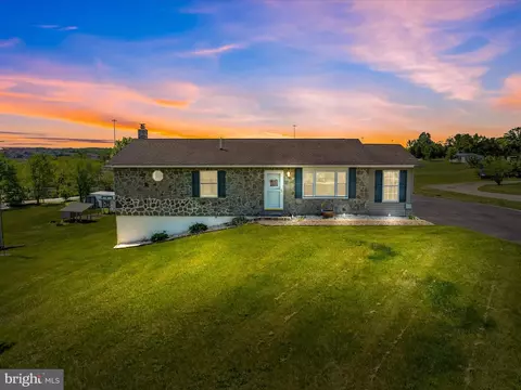 117 Carvers Way, Falling Waters, WV 25419 photo 1