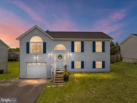 192 Moonlight Ln, Martinsburg, WV 25404