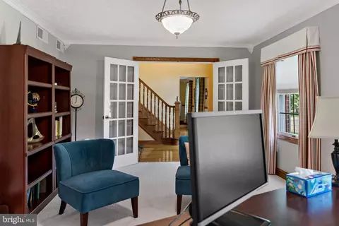 Entry Way - 134 Tufts Ln, Falling Waters, WV 25419 photo 5 of 8