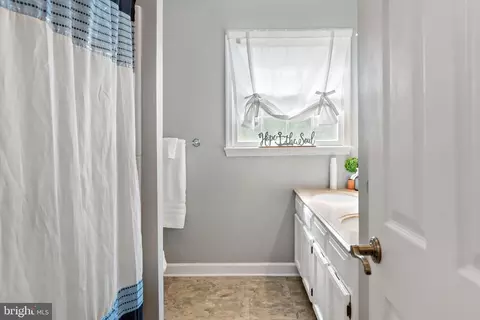 Bath - 134 Tufts Ln, Falling Waters, WV 25419 photo 5 of 5