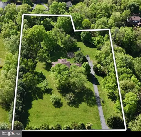 View/Area - 134 Tufts Ln, Falling Waters, WV 25419 photo 6 of 7