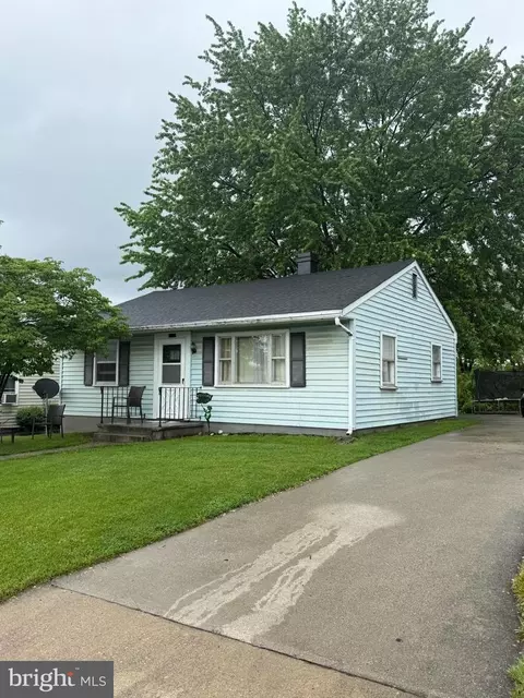 628 State Cir, Martinsburg, WV 25401
