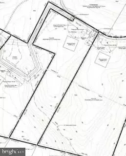 2 Sleepy Creek Rd, Hedgesville, WV 25427