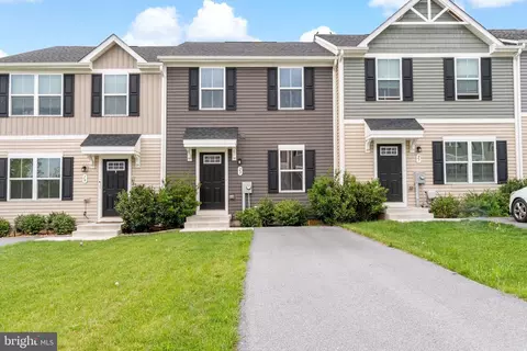 23 Chincoteague Ln, Martinsburg, WV 25403