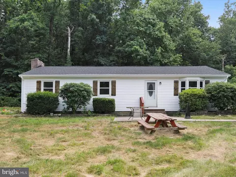12090 Back Creek Valley Rd, Hedgesville, WV 25427