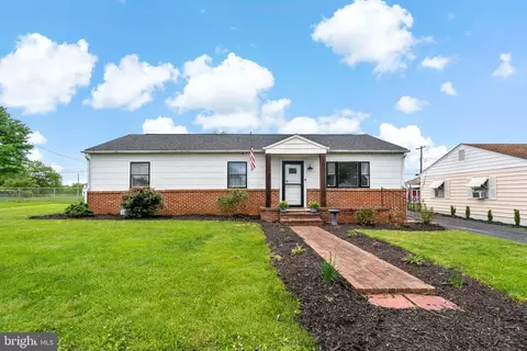 620 State Cir, Martinsburg, WV 25401