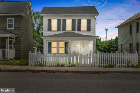 429 E Race St, Martinsburg, WV 25404