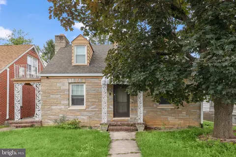 904 W Burke St, Martinsburg, WV 25401