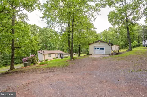 429 Thurman Dr, Hedgesville, WV 25427