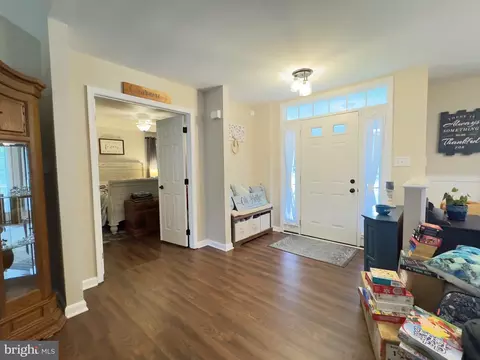 41 Clemson Dr, Falling Waters, WV 25419 photo 4