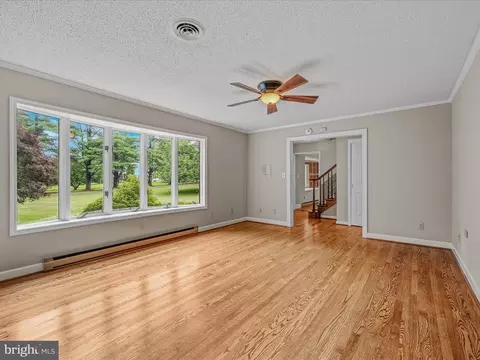 Living - 182 Humphrey Ln, Falling Waters, WV 25419 photo 6 of 9