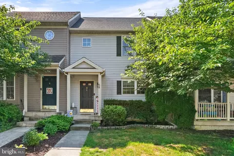 68 Mabel Ln, Martinsburg, WV 25404