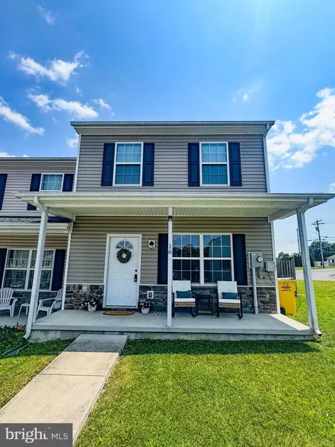 16 Daffodil Ct, Martinsburg, WV 25404