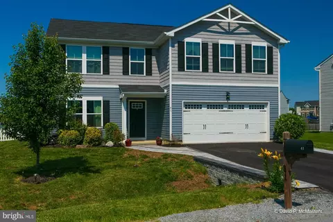 41 Bedstraw Pl, Bunker Hill, WV 25413