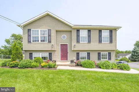 262 Corvette Dr, Martinsburg, WV 25405